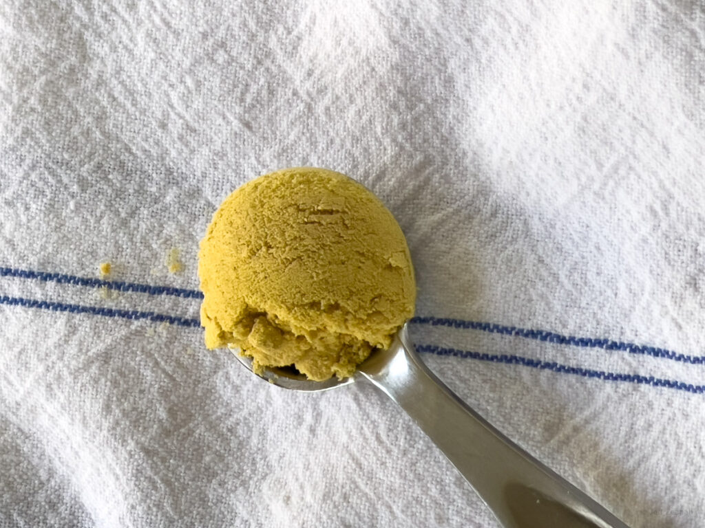 Heaping Teaspoon of Dried Mustard